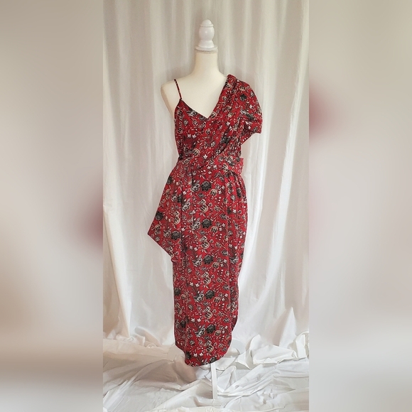 Making the Cut S3 Ep5 Red Floral Pattern Sash Wrapped Midi Dress Womens Size 2XL - Picture 4 of 12